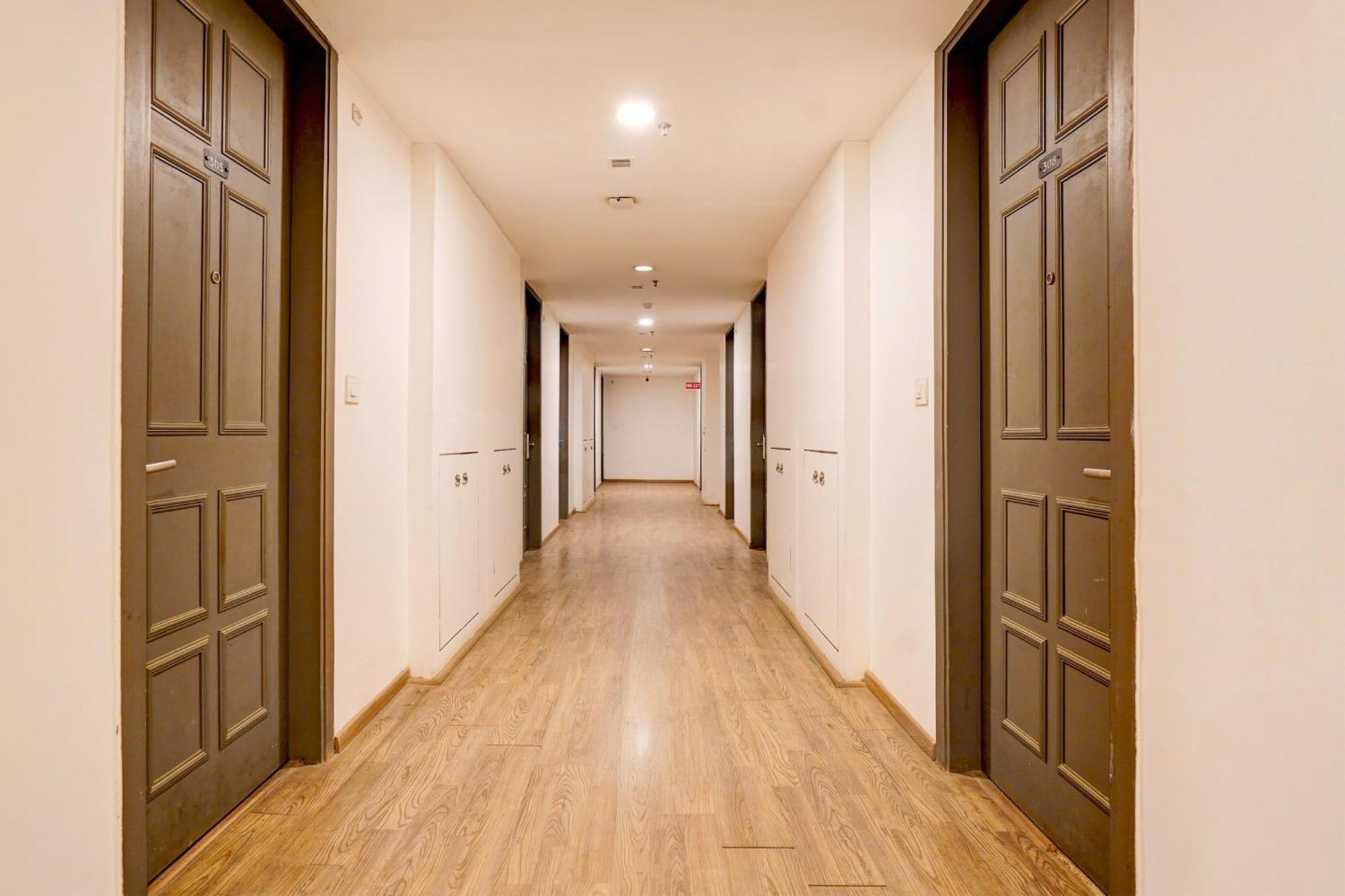 Super Townhouse Gomti Nagar Matiyari Hotel Chinhat Kültér fotó