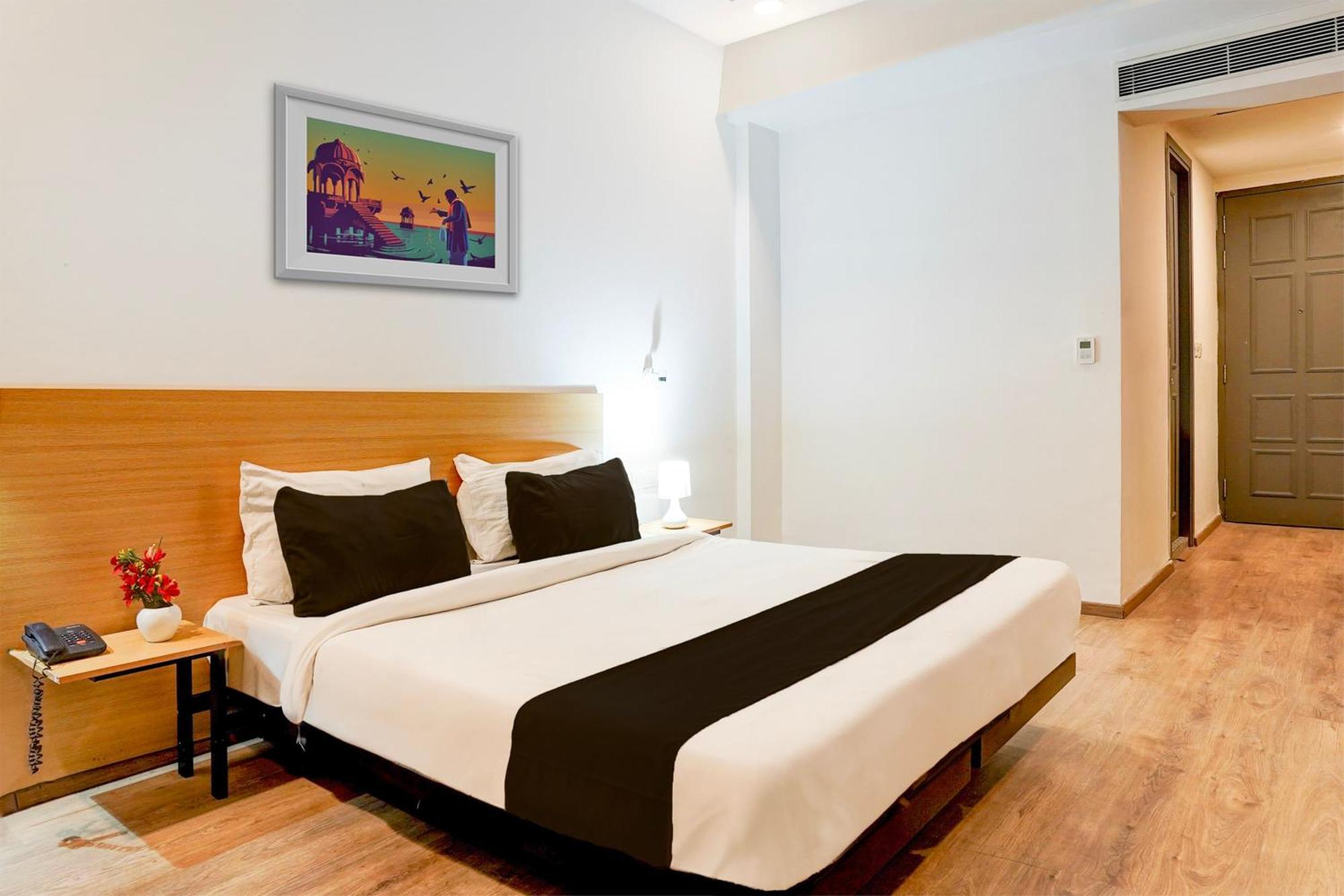 Super Townhouse Gomti Nagar Matiyari Hotel Chinhat Kültér fotó