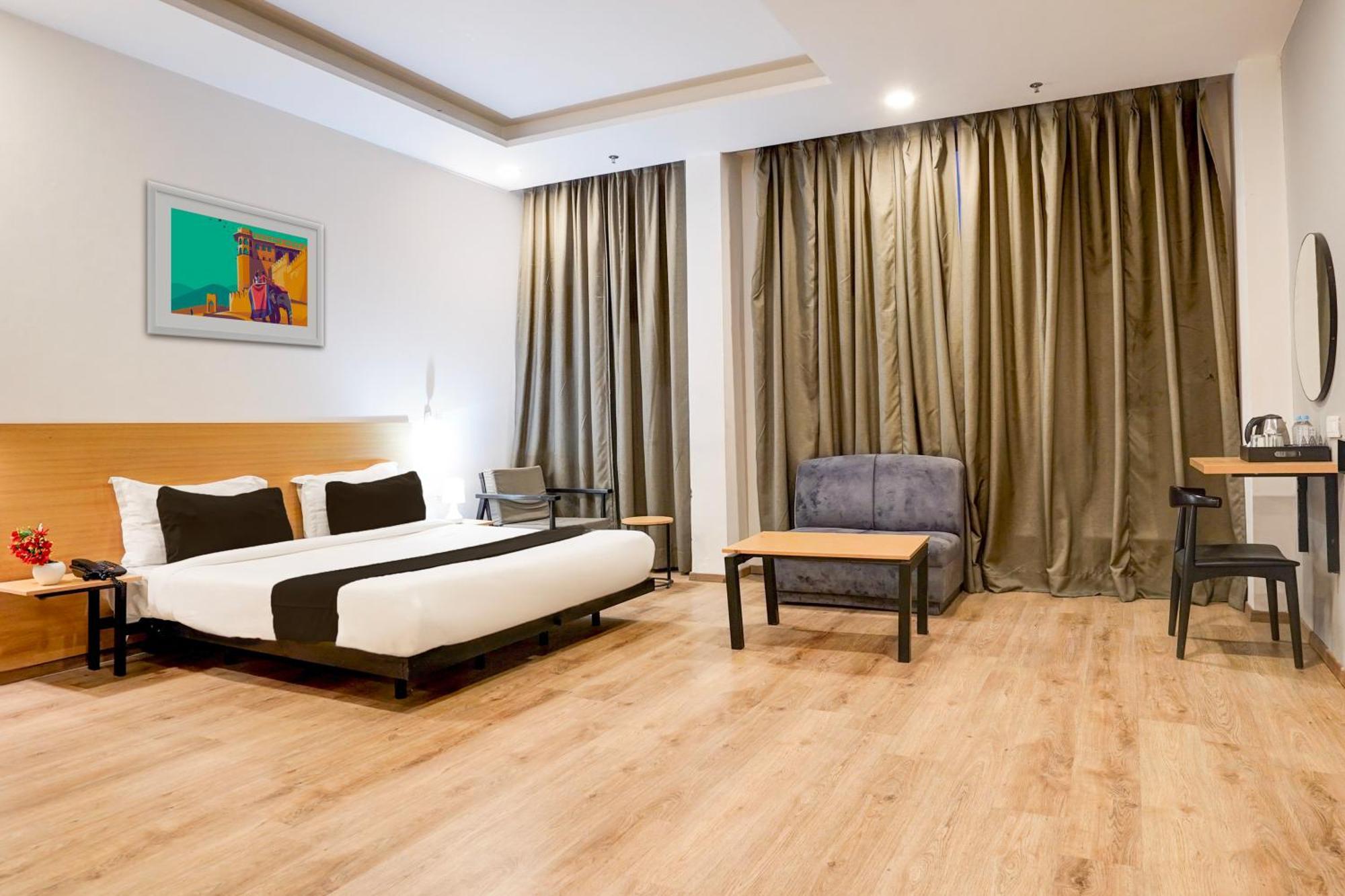 Super Townhouse Gomti Nagar Matiyari Hotel Chinhat Kültér fotó
